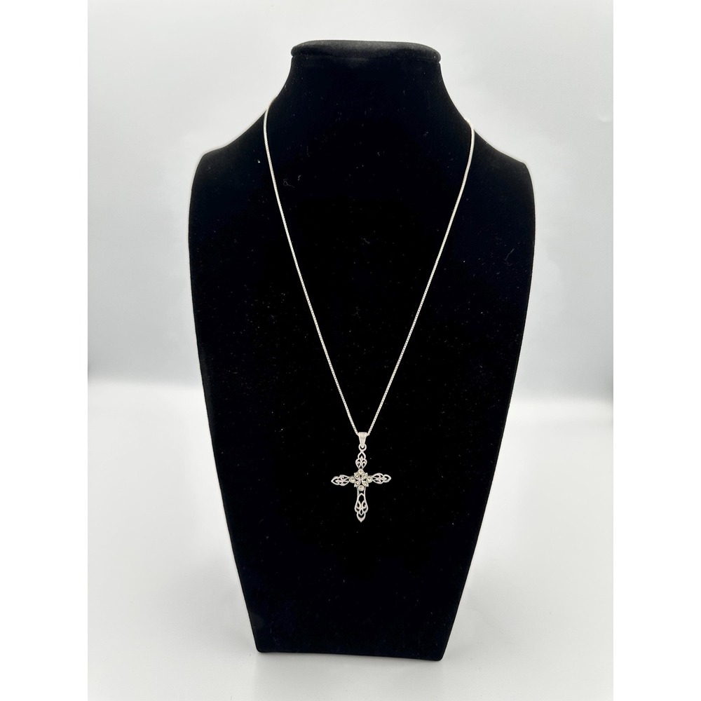 Sterling Silver Marcasite Filigree Cross Necklace 925 18 Inch Box Chain